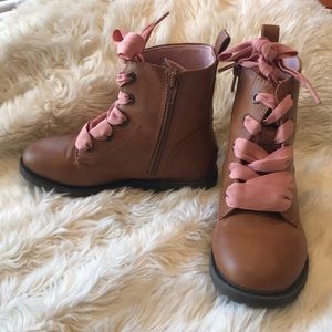 Cat & Jack girls zipper/lace up boot